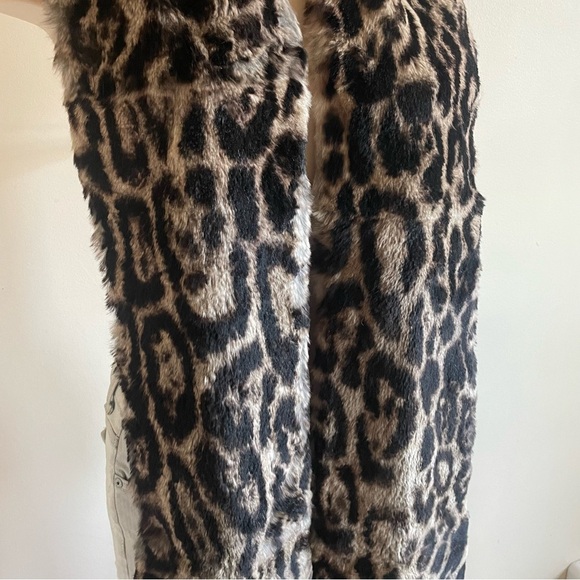 Vintage Leopard Print Scarf - Picture 3 of 8